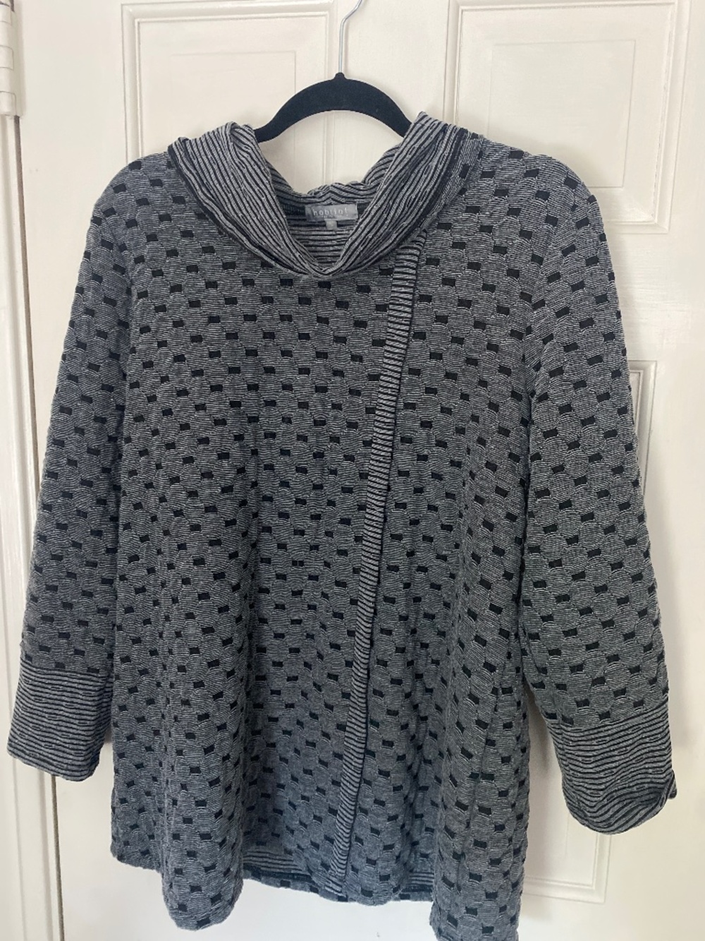 Habitat sweater grey and black hood for excercise cowelneck